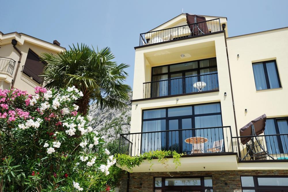 Apartments Fantasy Kotor Exterior photo